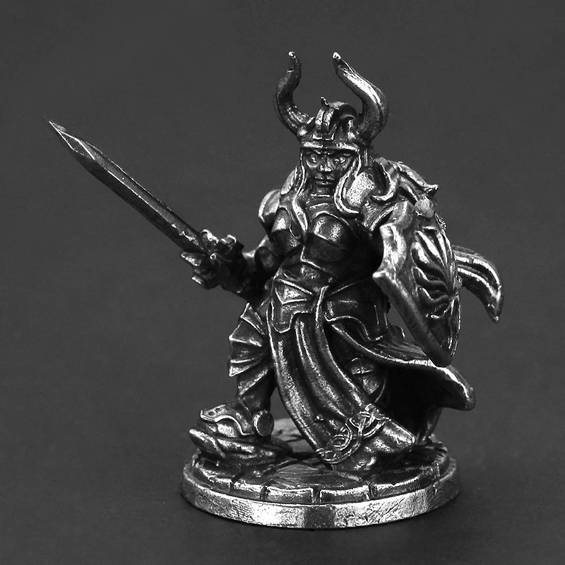 Metall Zwerg Soldat Modell Action-figuren Spielzeug Brettspiel Stücke Desktop Auto Innen Miniatur Ornament Zubehör Jungen Geschenke
