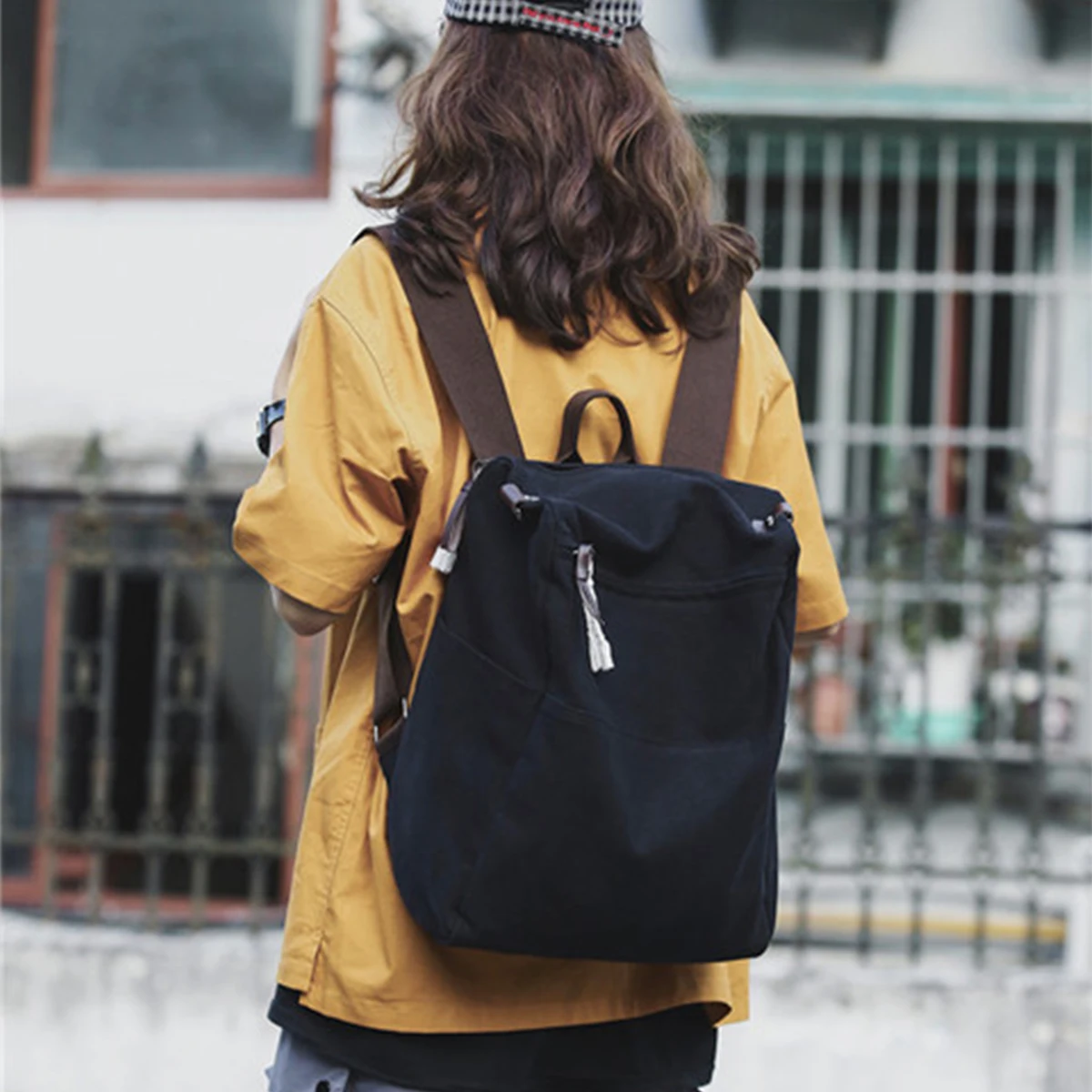 

18-23L Large Capacity Simple Single Shoulder Canvas Bag Backpack Fashionable All-match School Bag Travel Bag Computer Packet