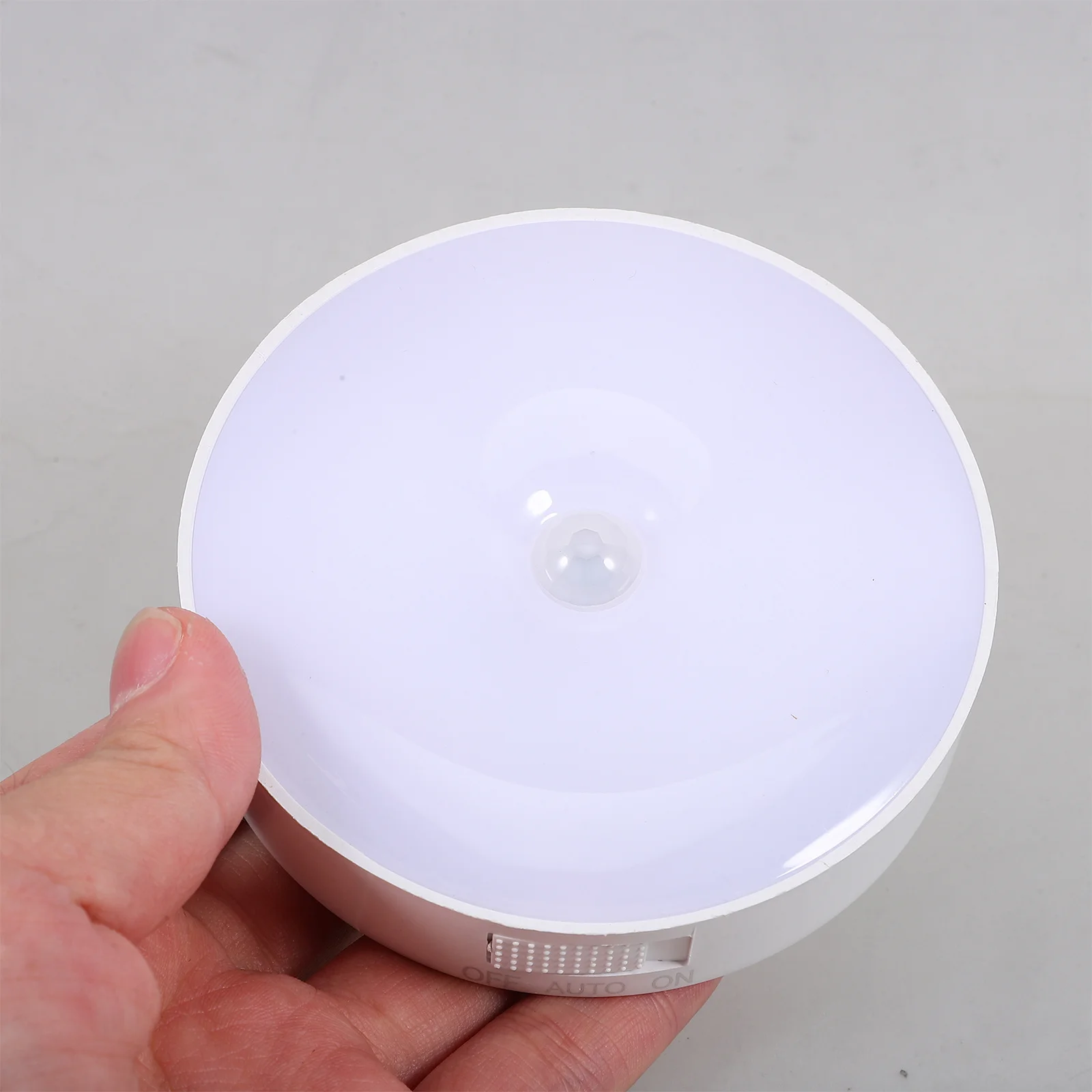 2 مجموعات محس حركة LED مصباح الليل الجسم الاستشعار ضوء هيكل بسيط سهلة التركيب خزانة غرفة النوم درج السيارات التعريفي