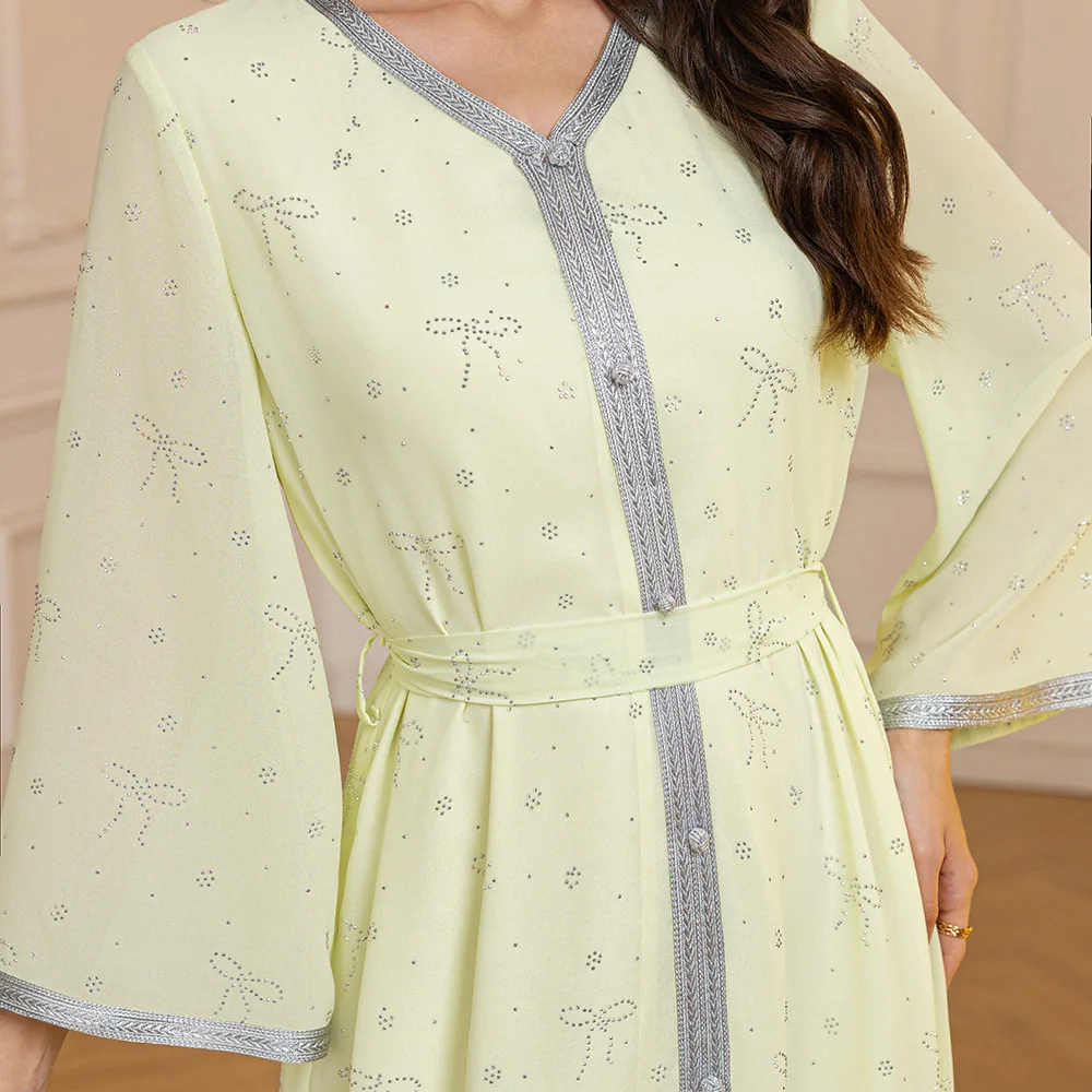 Middle East New Women's Chiffon Hot Diamond Abaya Muslim Robe Arabian Dress Robe Loose