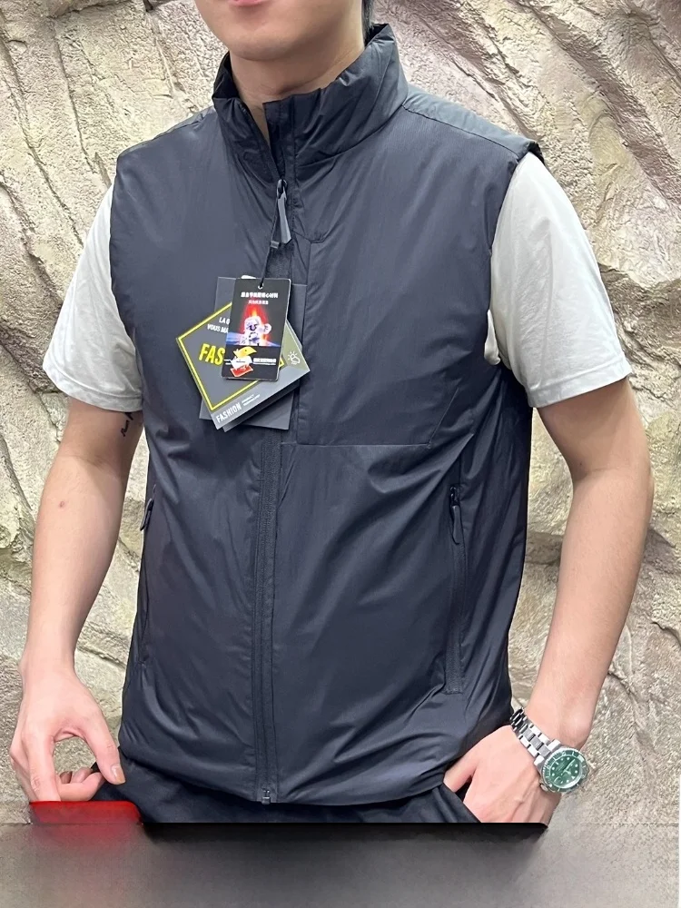 

High-End Outdoor Men's Quilted Cotton Jaet Stand Collar Waterproof Warm Faionable Zipper Closure Color Youth Sle