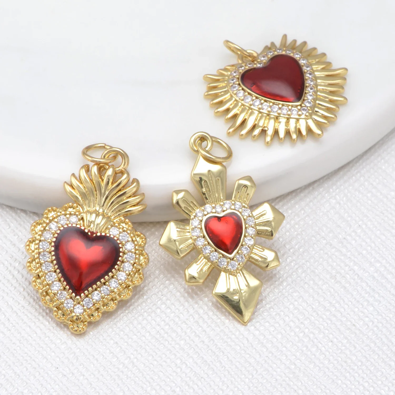 Sacred Red Heart Pendants for Jewelry Materials Victorian Love Zircon Charm Hamsa Hand Cross DIY Jewelry Accessories 5 Pcs