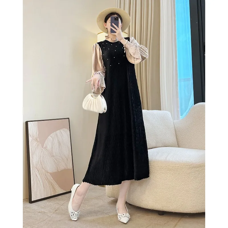 فستان مياكي مطوي مرقع مقاس كبير بأكمام واسعة على شكل حرف a فستان طويل Plisse 2025 خريف جديد ملابس نسائية غير رسمية للركاب