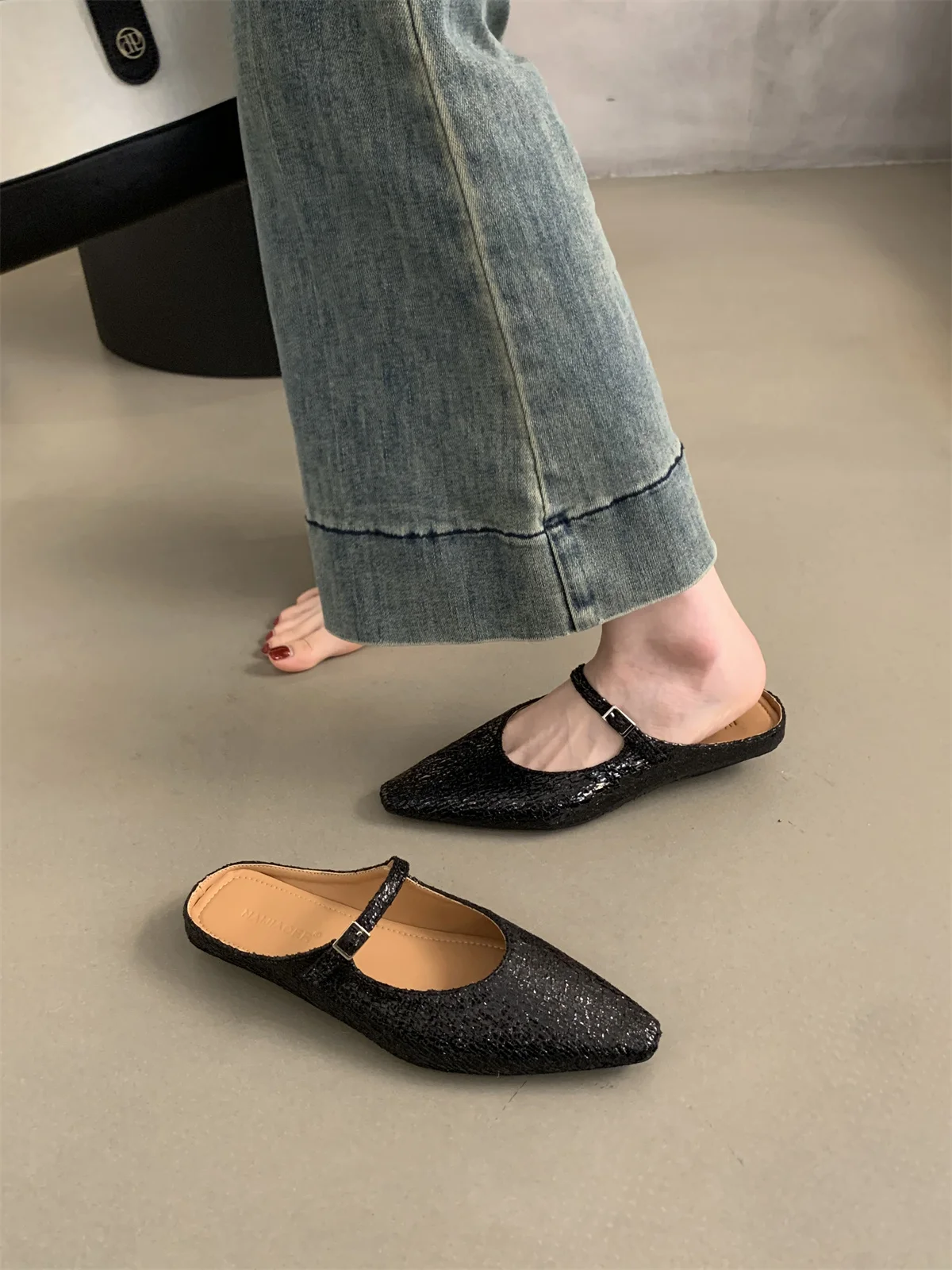 Vier Seizoen Vrouwen Muilezel Slip-On Comfortabele Wandelschoenen Elegante Puntige Neus Slipper Straat Vrije Tijd Glijbanen Jurk Flats Sandalias