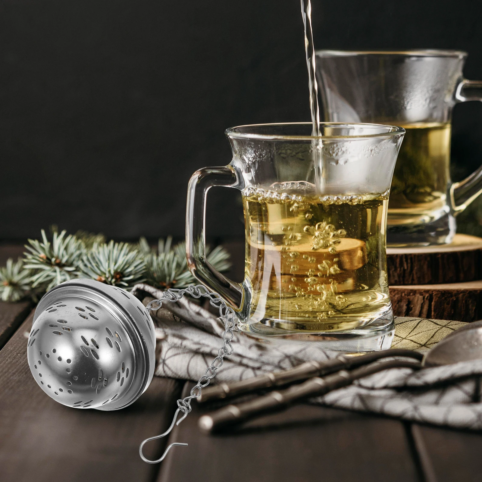 

Stainless Steel Seasoning Filter Ball 4.2cm Smooth Edges Fine Mesh for Soup Pot Stewed Tea Infuser Cooking Strainer Reusable