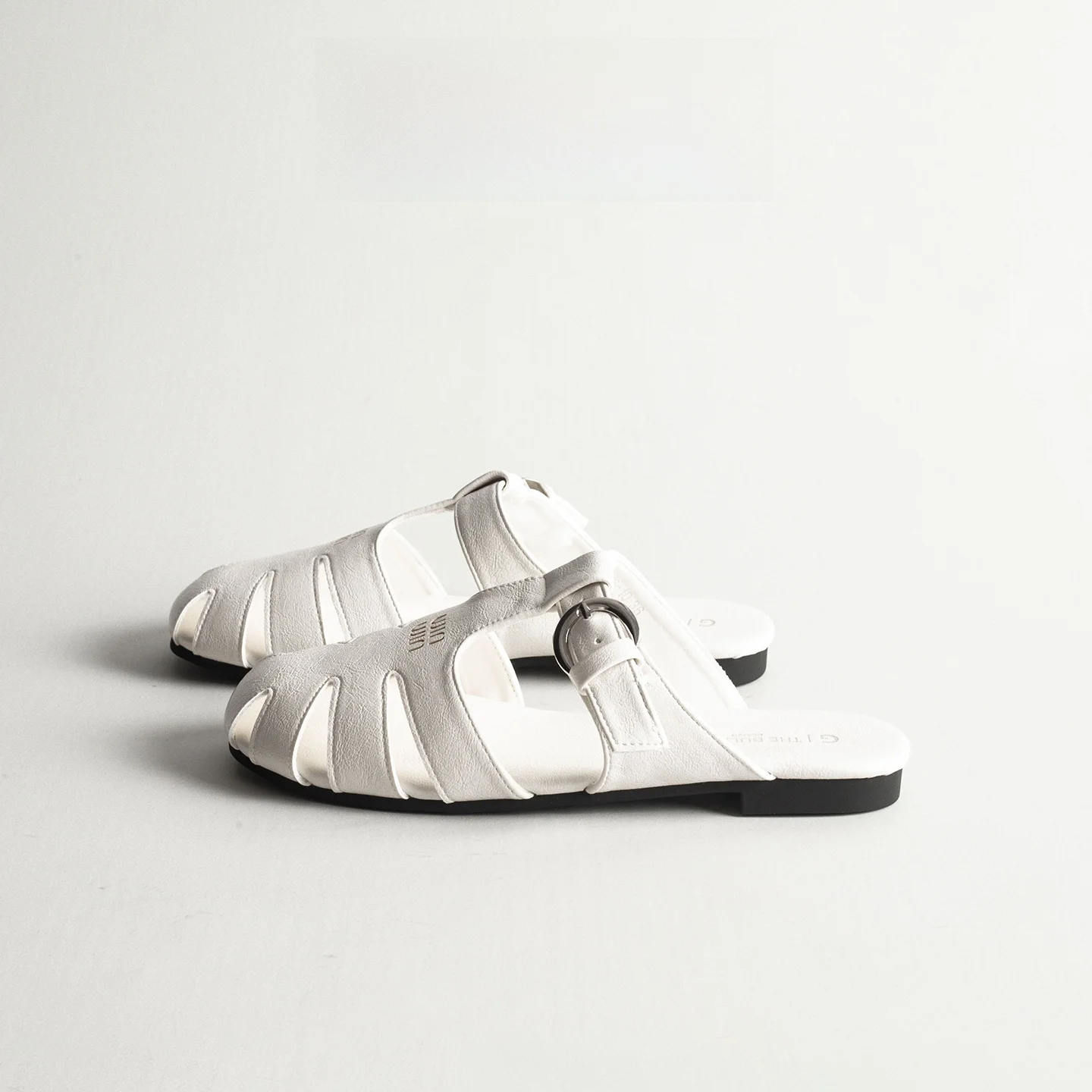 Women's Leather Hollow out Mule Slippers Slip-On Summer Anti-Slip Flat Heel Outdoor Wearable Comfortable Breathable Sandals