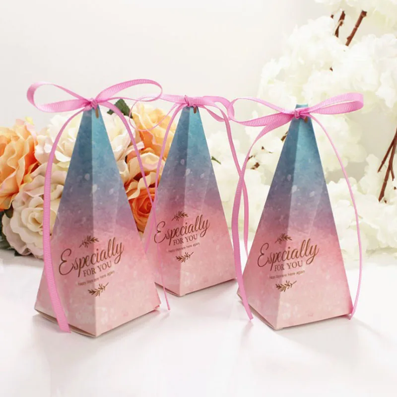 10pcs/lot High end Triangular Pyramid Chocolate Packaging Box Wedding  Dragees Box with Ribbon Gift Boxes for Events