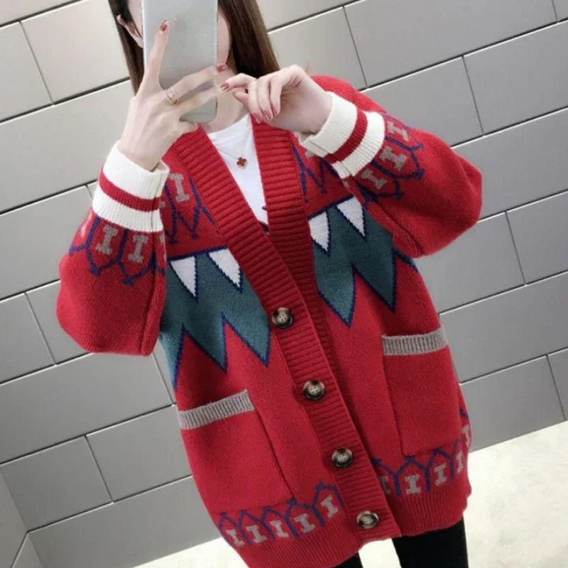 2025 Новый женский свободный вязаный кардиган в корейском стиле - стильная верхняя одежда ранней осени/весны, носимый свитер