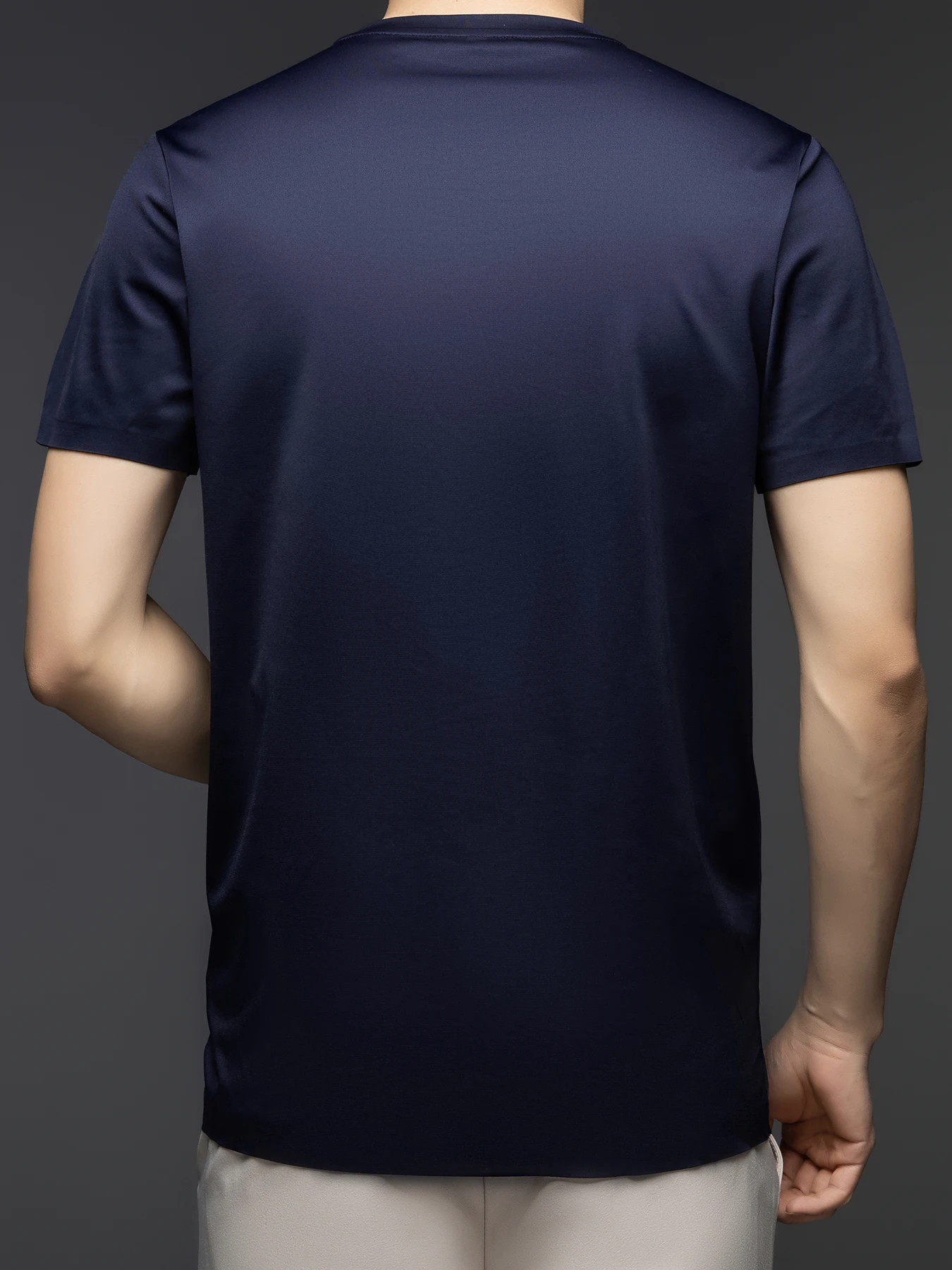 Men's Summer Short Sleeve T-Shirt with Mulberry Silk Breathable Quick-Dry Moisture-Wicking for Daily Sports And Casual Wear