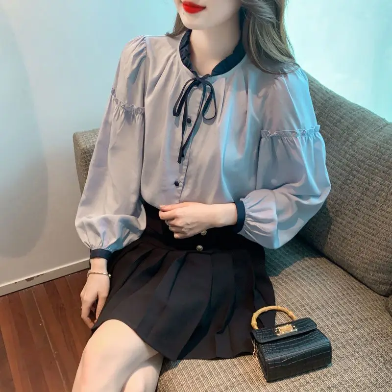 Autumn Thin Women Clothing Casual Solid Color Korean Fashion Loose O-neck Buttons Patchwork Lacing Pleated Long Sleeve Blouses