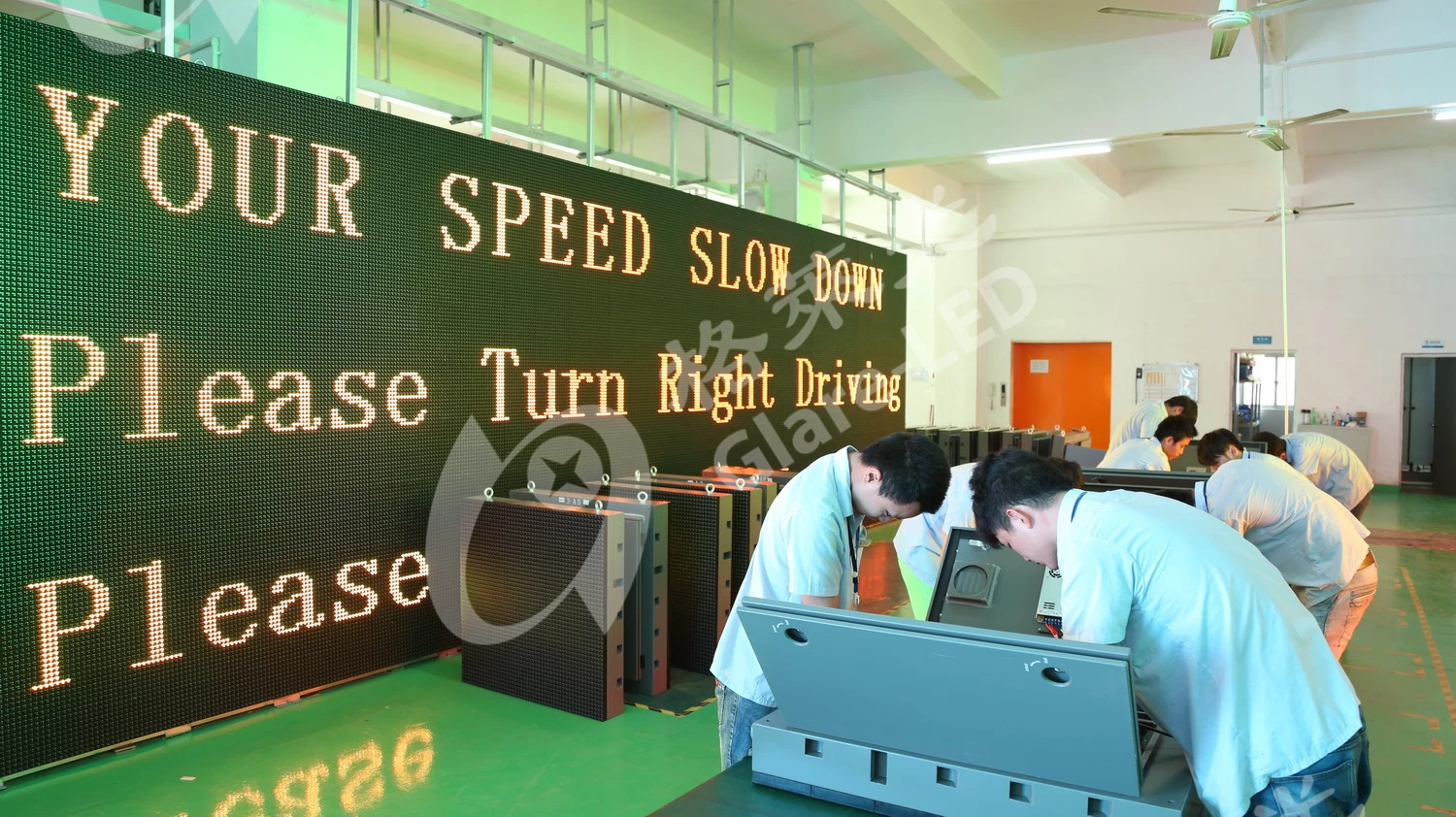 Outdoor Traffic LED VMS Variable Message Signboard