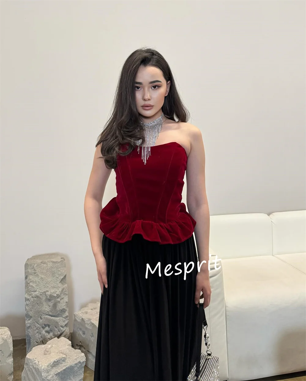 ที่กําหนดเองประณีต Velour Pleat Ruched A-Line ชุดราตรียาวที่ไม่มีสายหนัง Bespoke โอกาสชุด Simple Elegant