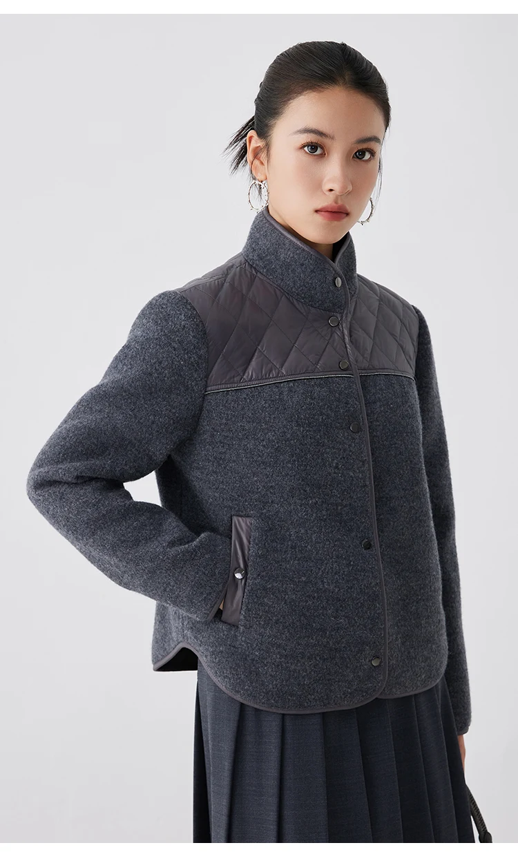 K2699X Hochwertige Damenjacke aus Wollmischung mit gesteppten Einsätzen, weicher, strukturierter Passform, elegante Luxus-Oberbekleidung – Detail 6