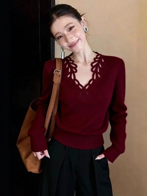 

Red Hollow out Design V-Ne Slim Fit Long Sve T-irt Women's Spring Beautiful Base irt Top Sexy Girl Sle Knitted Knit
