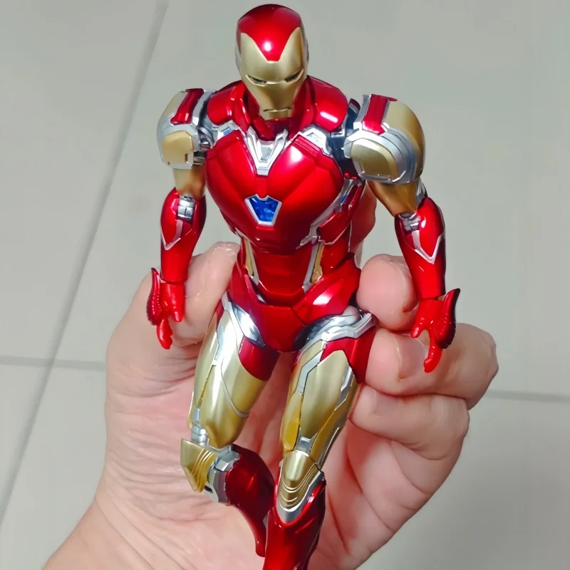 Hot Selling 18cm Replica Movie Anime Iron Man Action Doll 1/10 Ratio Iron Man Series Collection High Quality New Year'S Gift