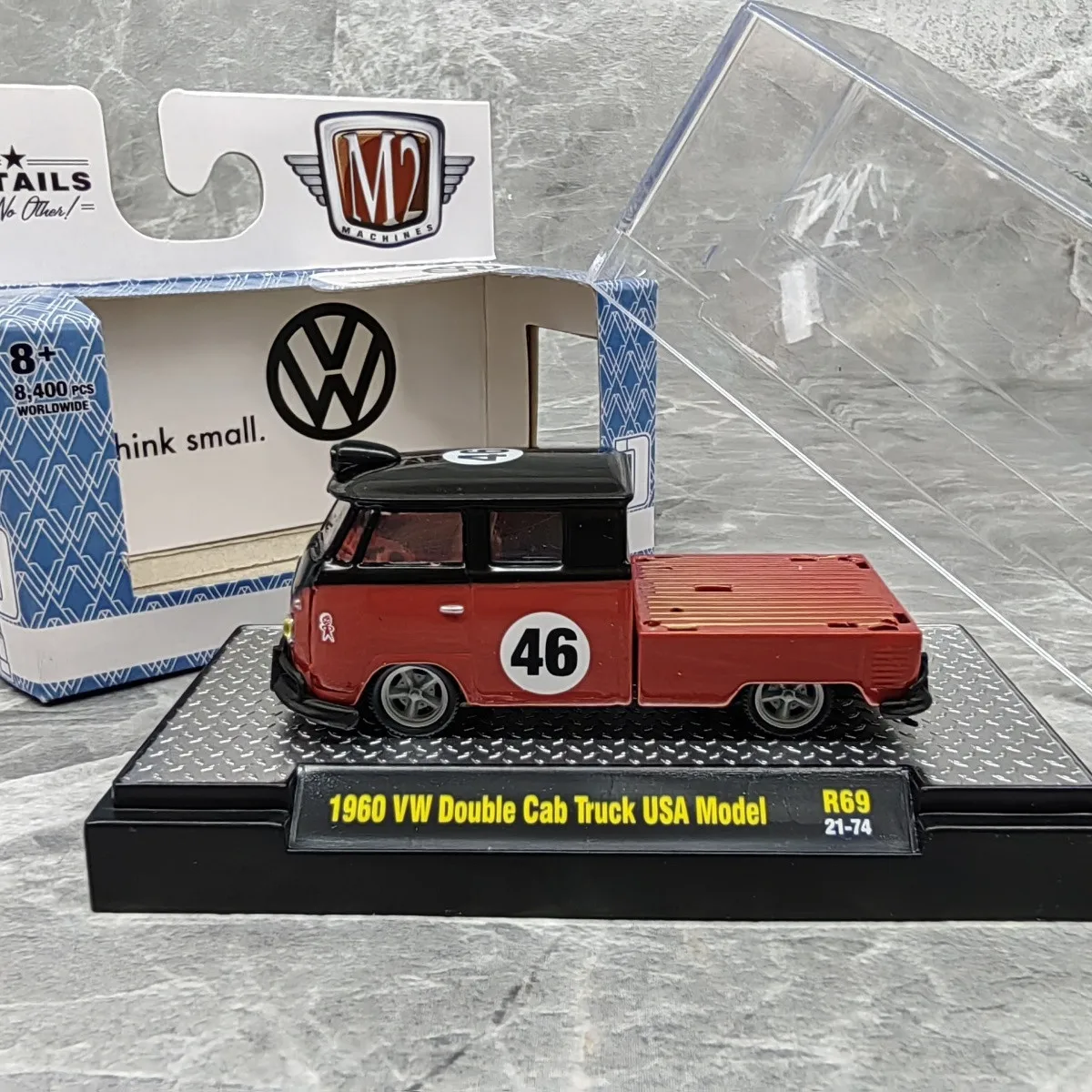 M2 1:64 1960 Volkswagen Delivery Van Usa Die-cast Truck Model