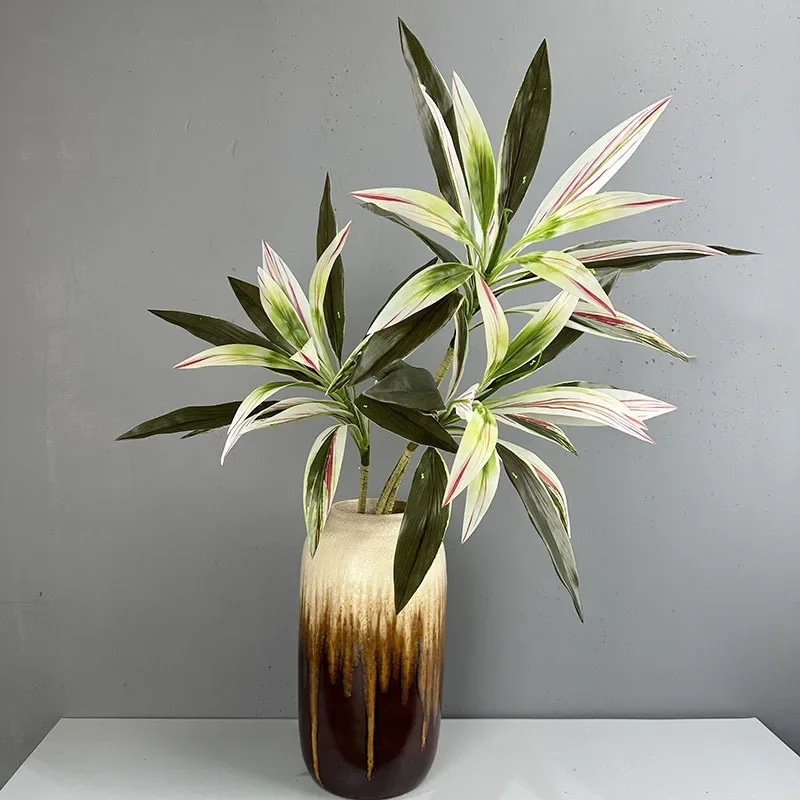 

2pcs Artificial Brazilian Wood Green Plants Florist Plastic Fake Flower Garden Decoration Simulation Plant Red Color Iron Leaves