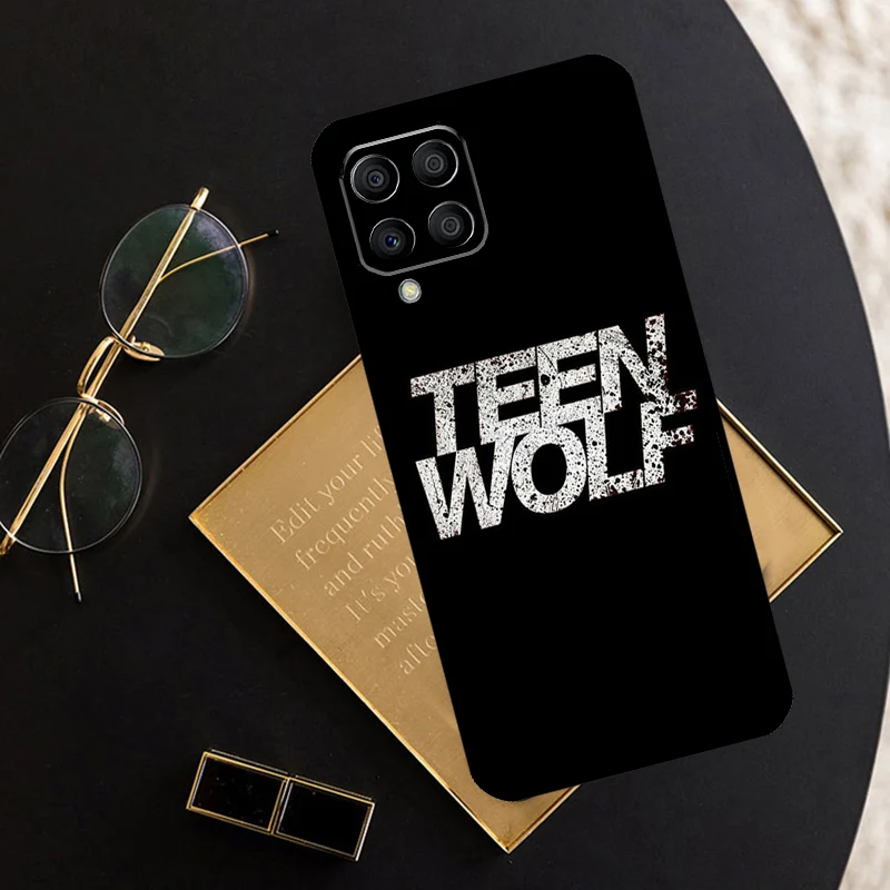 في سن المراهقة وولف Stilinski 24 McCALL 11 لسامسونج غالاكسي M06 M16 M12 M13 M14 M15 M35 M55 M34 M54 M33 M53 M21 M31 M11 M32 M52 حالة #6