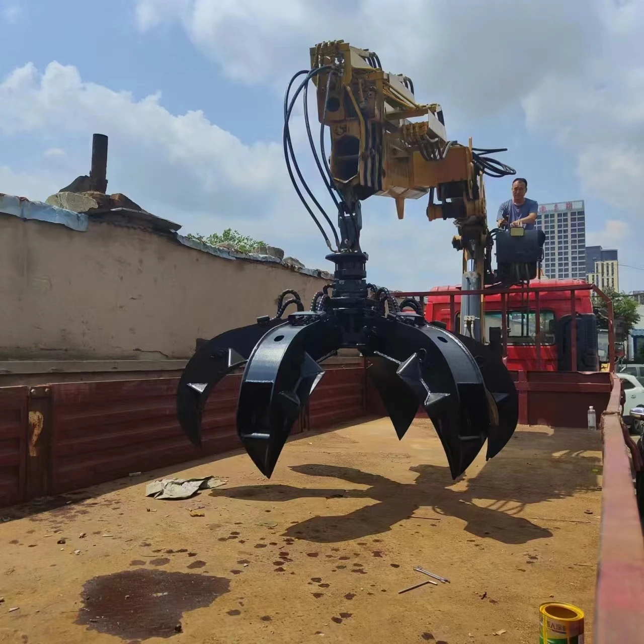 360° Hydraulic Rotating Orange Peel Grapple Suitable For Scrap Metal And Rock Grabbing