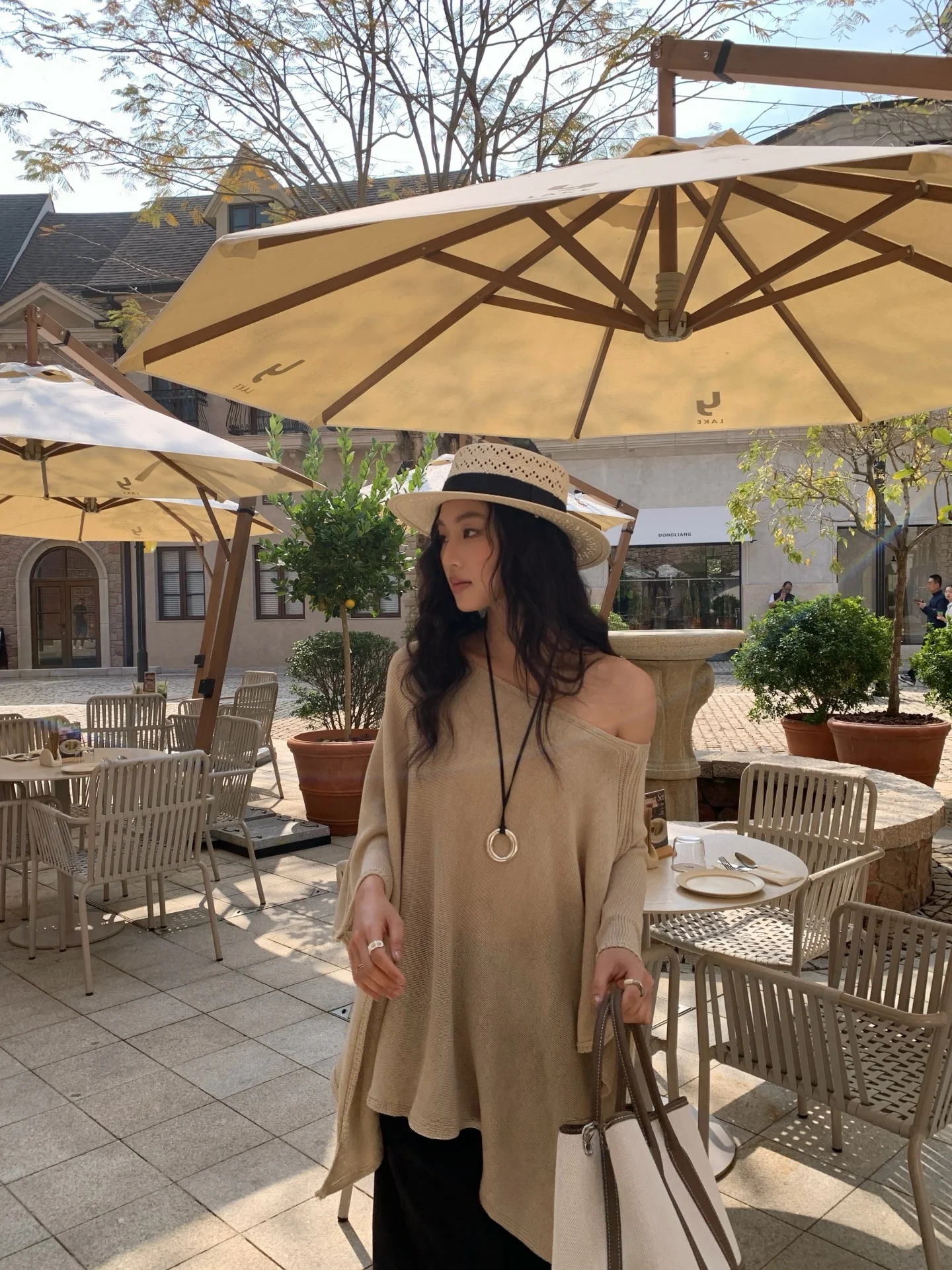 

Женский свободный вязаный свитер с открытыми плечами, однотонный, TCCW, в стиле Lazy Sle, весна-лето, новинка, стройнящий топ, универсальный, C...