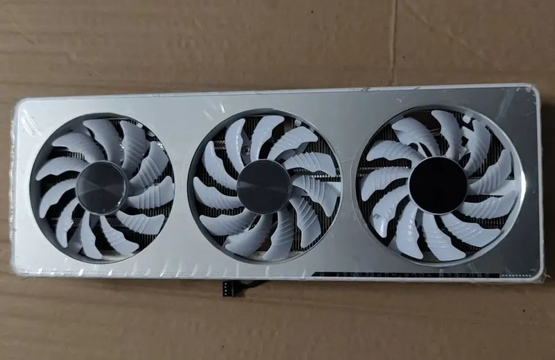 le-refroidisseur-de-radiateur-pour-carte-video-gigabyte-rtx3060-rtx3060ti-blanche-54-54mm