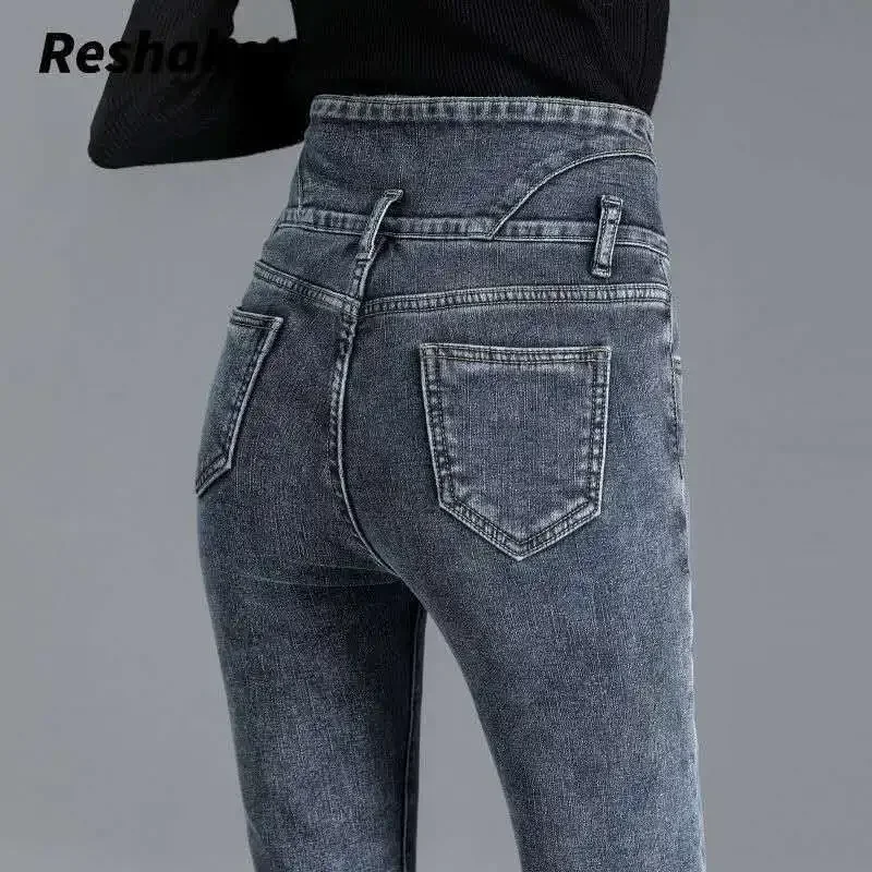 Three Buckles Women Winter Plus Velvet Slim Pencil Denim Pants Female 2023 Korean High Waist Warm Stretch Denim Mom Pencil Pants