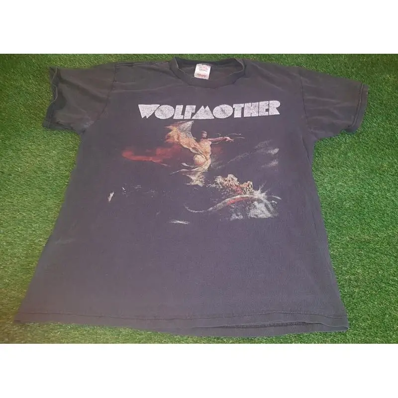 

Wolfmother Rock Music Tour T Shirt 2007 M