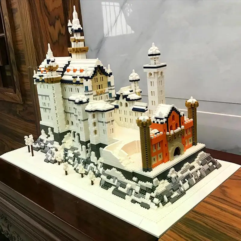 7828 World Architecture Winter Snow New Swan Stone Castle Palace Garden Model Mini Diamond Blocks Bricks Building Toy