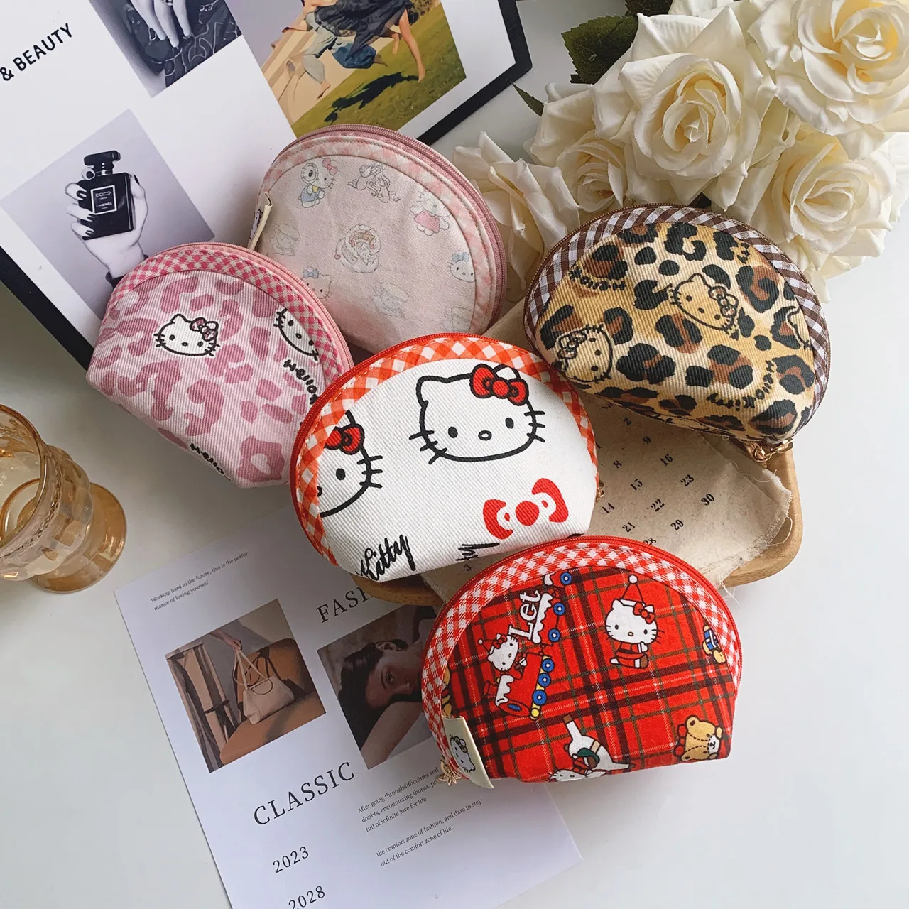 Cartoon Anime Hello Kitty Hand-held Zipper Shell Coin Purse for Girls Mini Simple Cute Children Wallet Bag Storage Device Gifts view 4