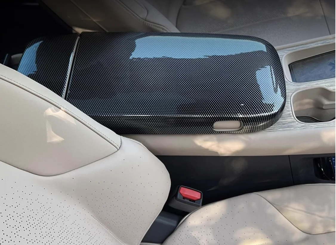 Suitable for NIO ES7 2023 armrest box cover ABS decoration Auto Parts carbon fibre Peach wood 4 piece set