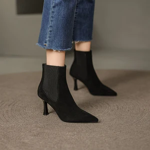 Wildlederstiefel für Frauen, High Heels, sexy ernannter Finger, Änderungsantrag auf dem Kofferraum, schwarzer Karamell, Herbst und Winter, Newcomer, E50-72 4 Hauptverkäufe Frauenstiefel Karamell - №1