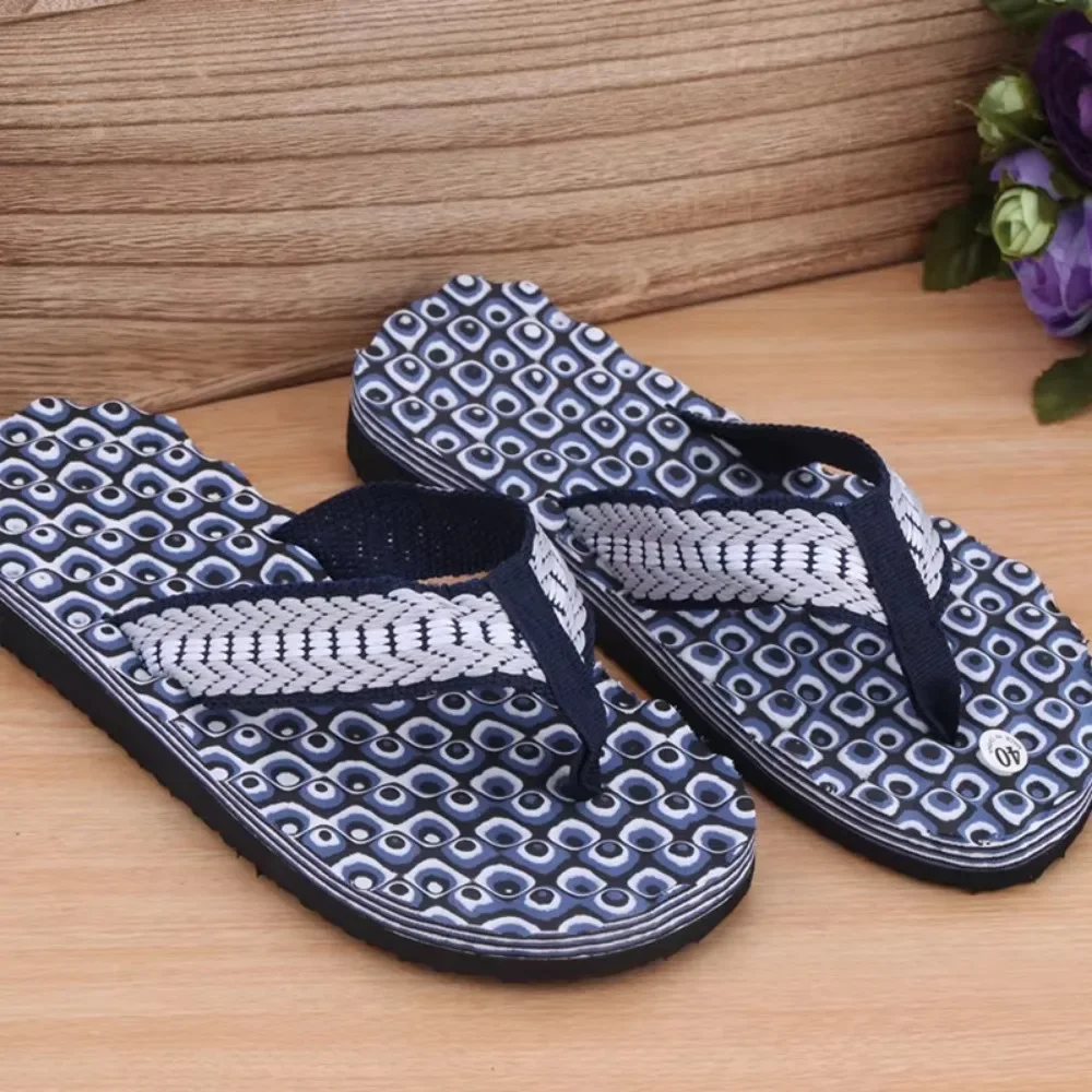 Massage Flip-Flops Summer Men Slippers Beach Sandals Comfortable Men Casual Shoes Fashion Men Flip Flops Hot Sell Footwear 2024