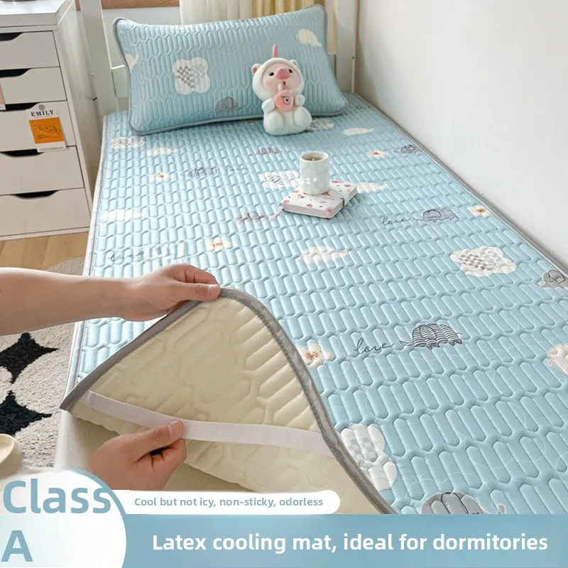 

Охлаждающий латексный коврик класса А из ледяного шелка, комплект из трех предметов для односпальной кровати, моющийся, летний, для кондиционера, мягкий охлаждающий коврик для студенческого общежития