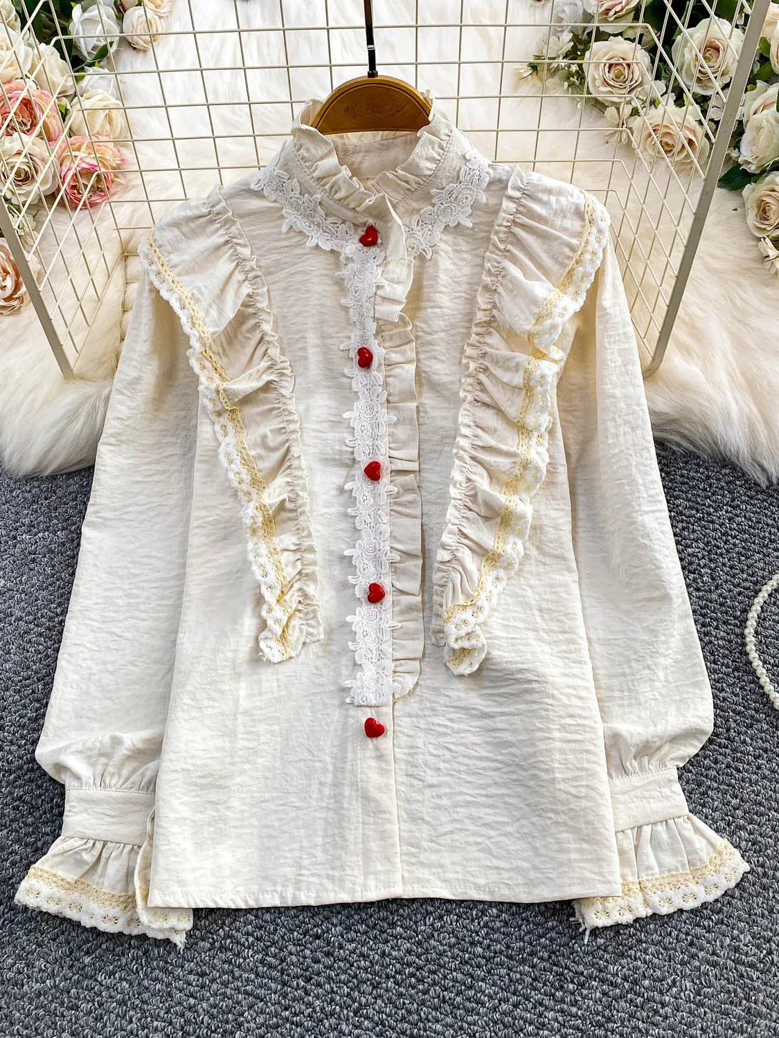 

Ретро-рубашка с кружевной отделкой и воротником-стойкой для женщин, осенне-зимняя модная верхняя одежда с пуговицами-сердечками, немнущаяся, свободного кроя, с длинными рукавами