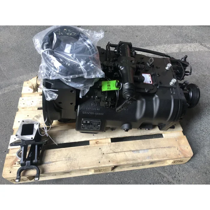 Original Factory Gear Box Transmission 16JSDX240T Truck Gearbox for Shacman X5000 X6000 Gearbox Shacman X3000 Gear