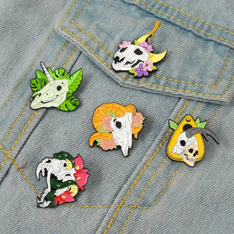 Goat Skull Enamel Pins Custom Flowers Bush Satan Skeleton Brooches Lapel Badges Gothic Punk Animal Jewelry Gift for Friends