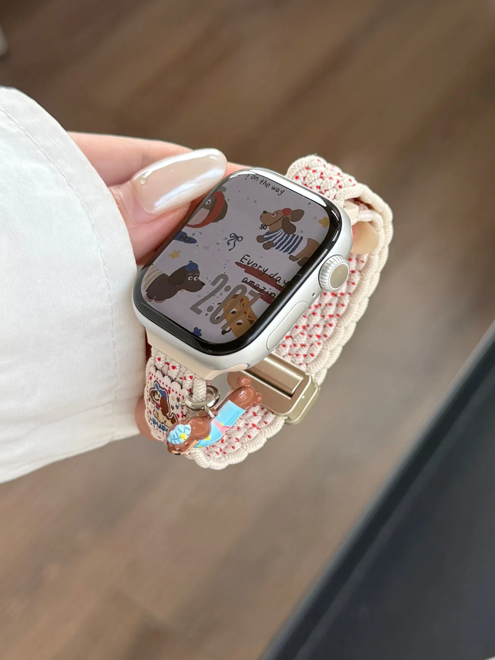 Fashion cartoon puppy magnetic nylon loop For Apple Watch band women 10/9/8/7/6/5/4/3 SE 40mm 41mm 44mm 45mm 46mm 49mm Strap