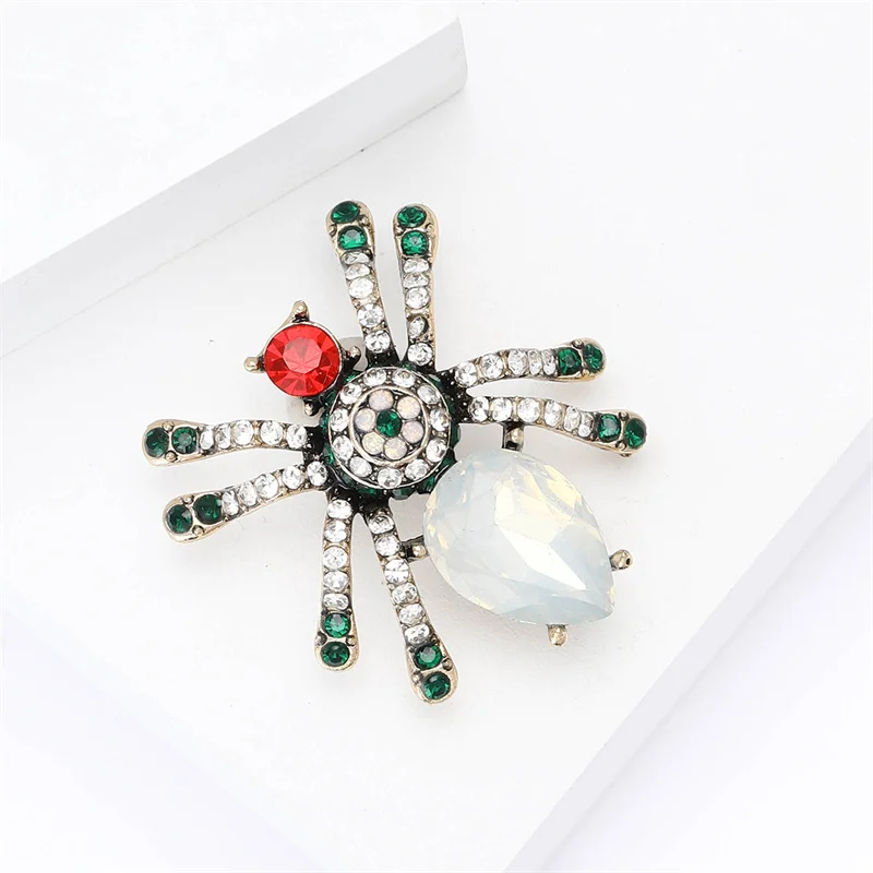 

Creative Geometric Transparent Crystal Spider Brooches For Women Men Trendy Full Rhinestone Insect Brooch Halloween Jewelry Gift