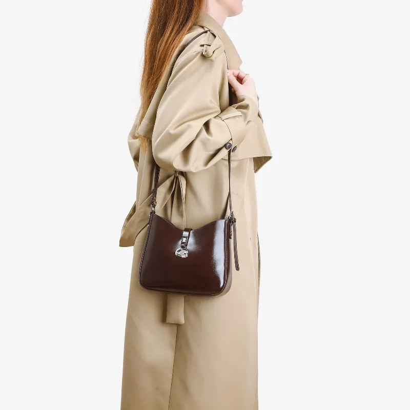 Ladies Shoulder Bag Luxury High End Leather Classic Designer Paris Popular Classic Elegant Casual Simple Vintage Diaper Bag