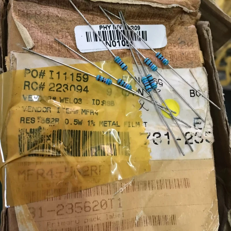 WELWYN 562R generation 560R1% MFR4 coarse copper foot metal film resistor 2.3X6 from the UK