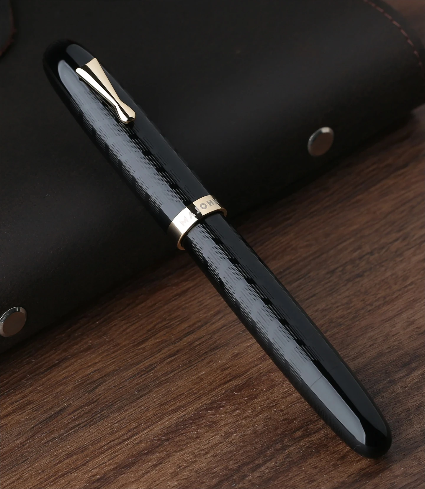 Majohn C4 Machine Engraving Fountain Pen EF/F/M Nib Transparent Acrylic Writing Ink Pen for Office Business School Gift