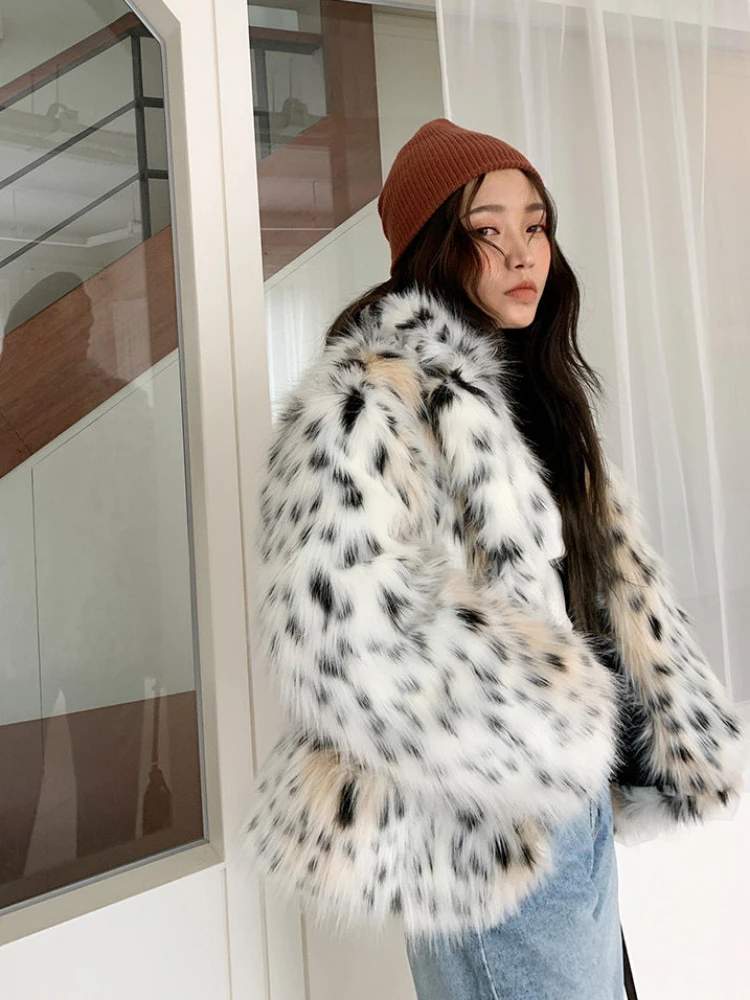 Fashion Lady Fur Coat Warm Faux Fur Coat Women's Winter Thick Cardigan Suit Collar Leopard Print Outerwear Korean Jacket Loose