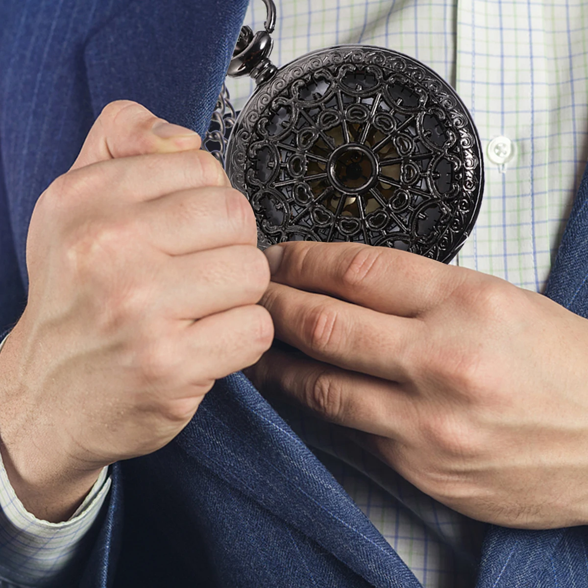 Bolso oco com corrente relógio de bolso presente preto durável liga caso lente clara imprensa coroa corrente fina tamanho pequeno