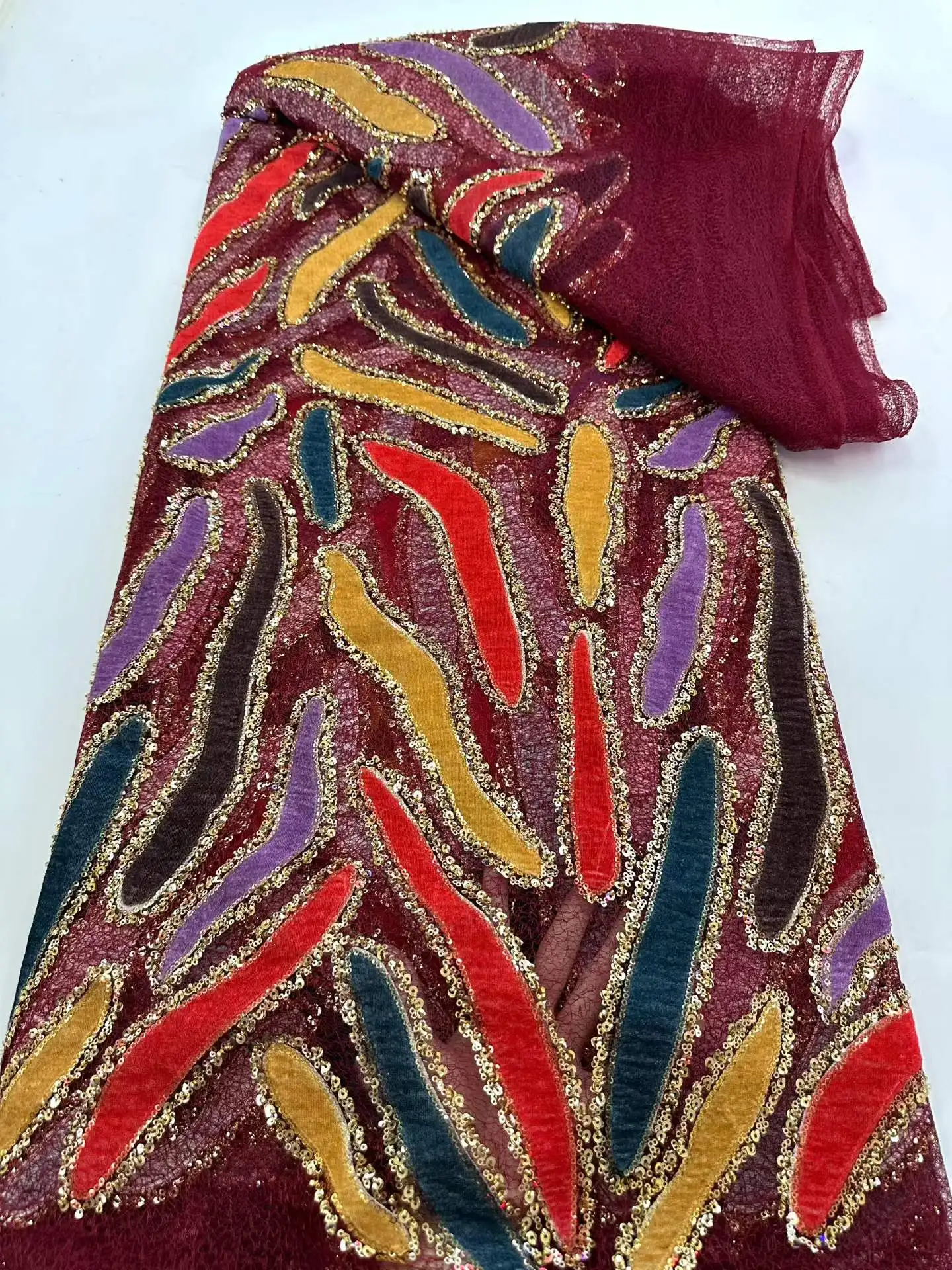 

2026 High Quality Embroidered African Sequins Groom Lace Fabric French Tulle Beads Lace Fabrics For Nigerian Wedding Sewing