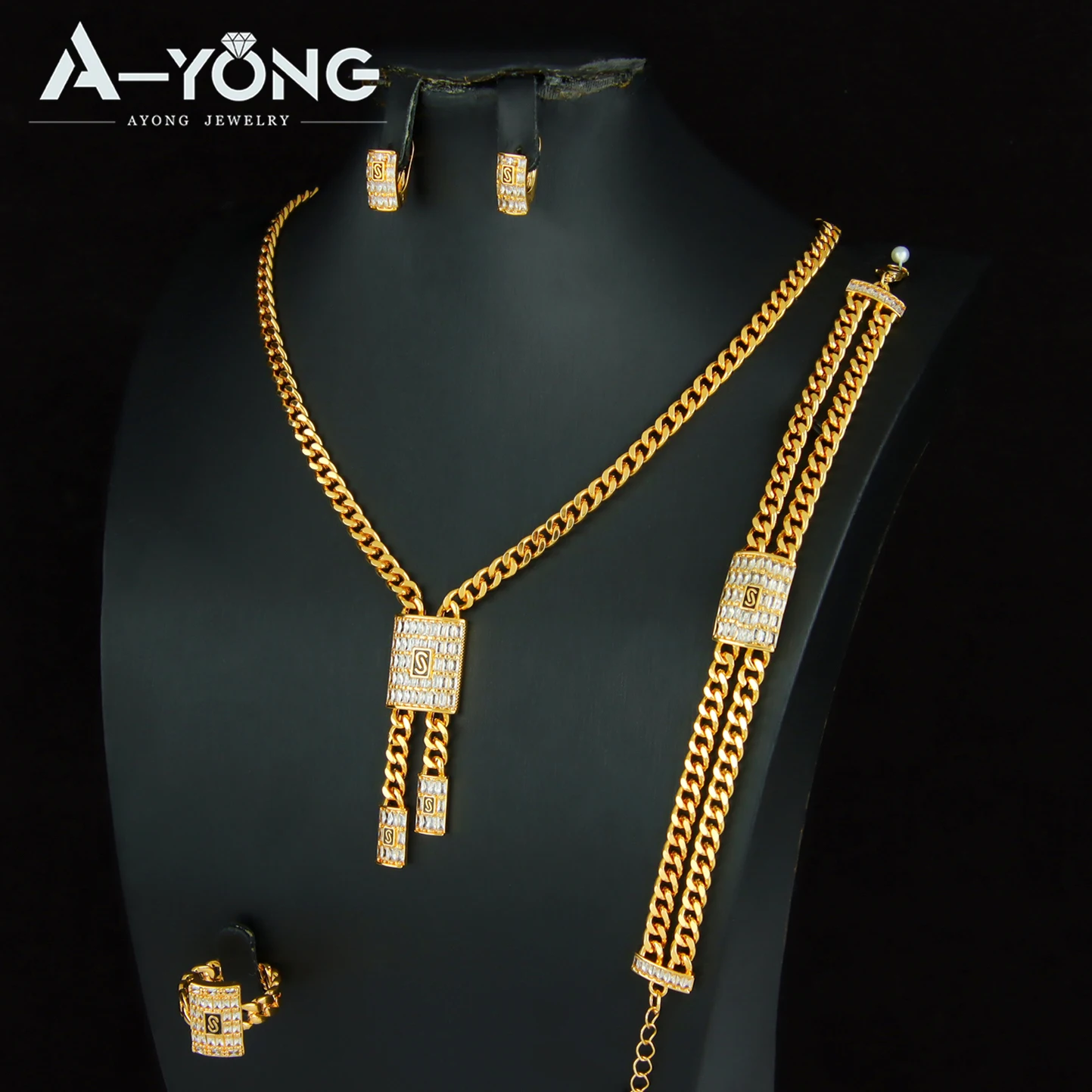 Italian Fashion Zirconia Jewelry Set 24k Gold Plated Dubai Hip Hop Cuban Monaco Necklace Arabic Women Event Party Punk Jewelrys