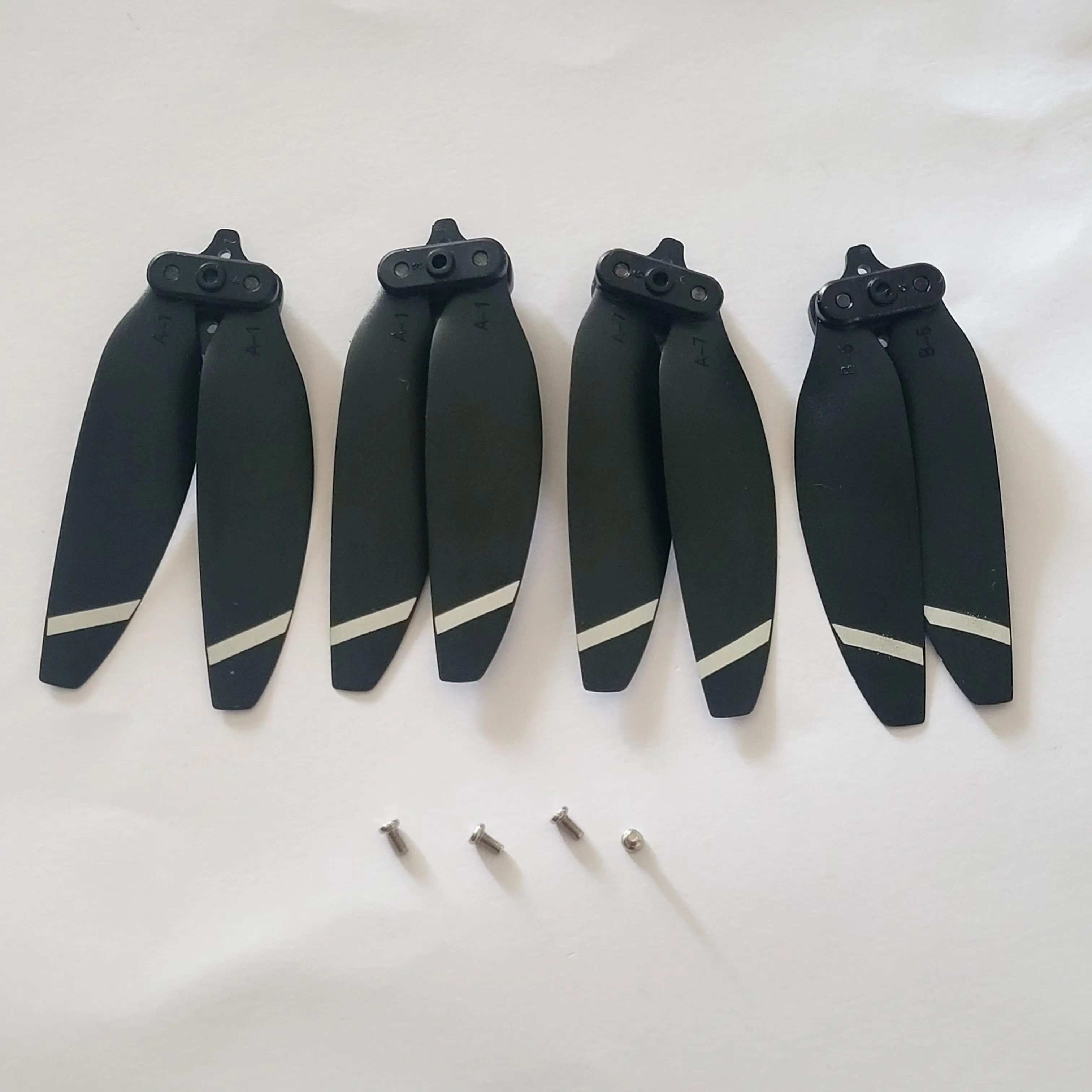 4PCS Foldable Propeller Props for L900 PRO RC Drone Quadcopter Main Blade Wing CW CCW Fan Accessory