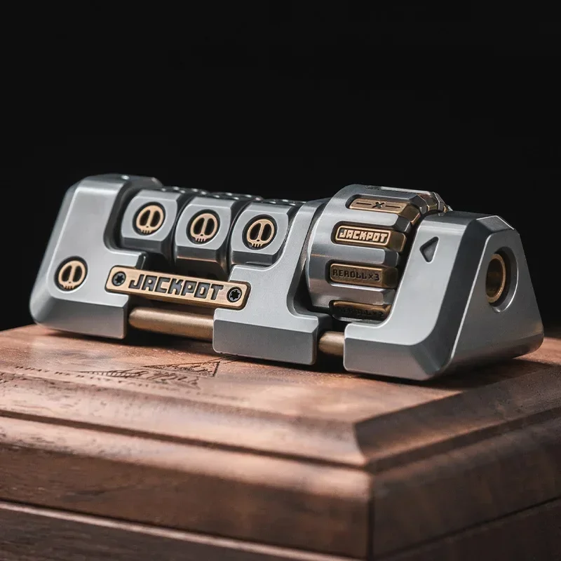

LAUTIE EDC Grand Slam 2.0 Стол с гироскопом на кончике пальца из сплава Механическая структура Изысканная коллекция Декомпрессия для взрослых