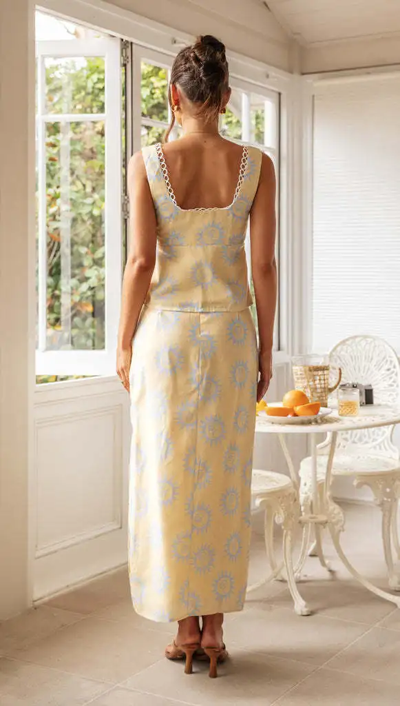 Été nouvelle dentelle Patchwork à lacets à la mode col carré haut moulant imprimé jupe longue ourlet fente coupe ajustée ensemble Long