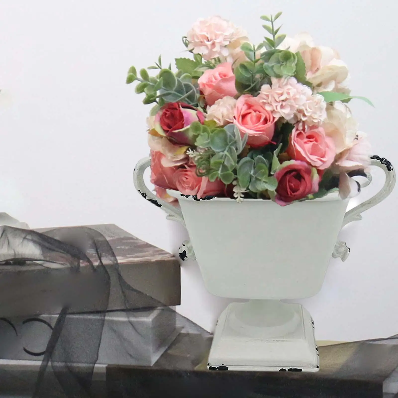 Iron Flower Pot Container Height 7inch for Home Garden and Patio Table Decor
