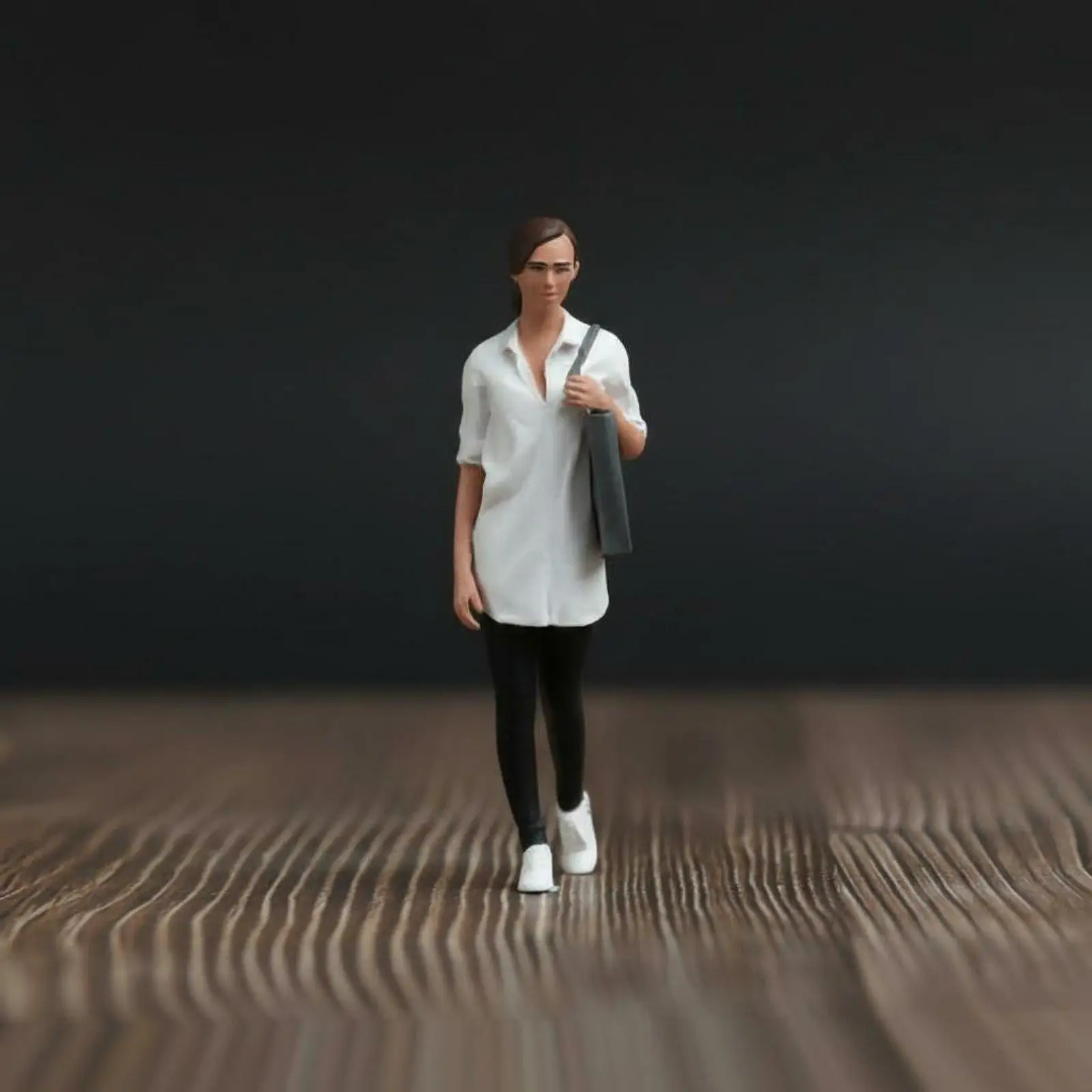Walking Girl Mini Figure Resin Decorative Miniature Making Persona for Street Scene Sand Table Diorama